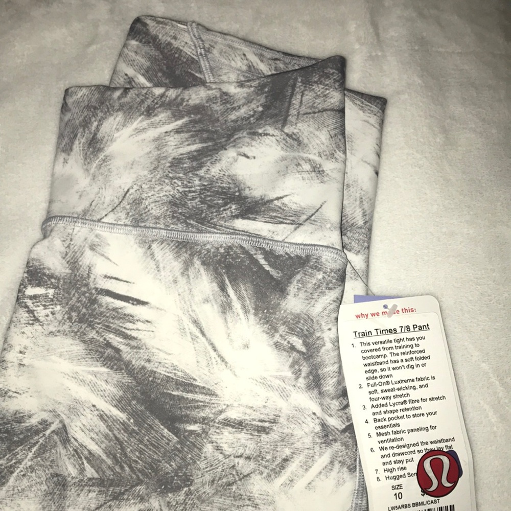 NWT lululemon train times 7/8 pant